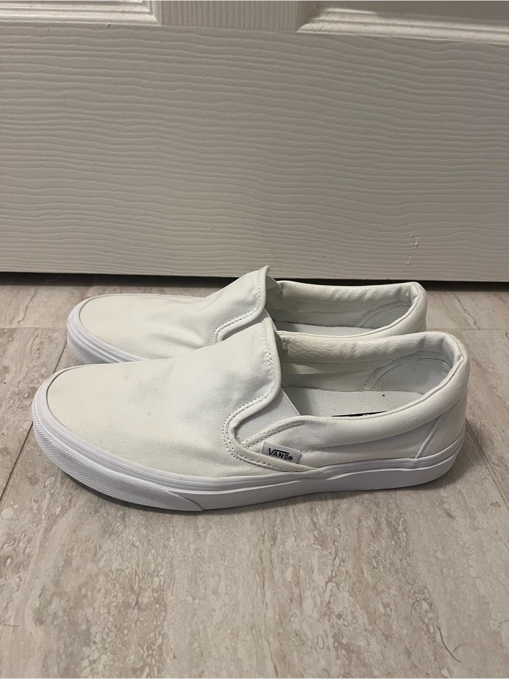 Vans Classic Slip On True White Mens Size 8 VN000EYEW00